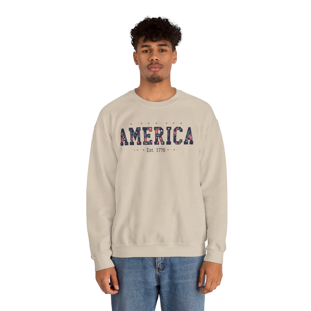 America Wildflower Crewneck Sweatshirt – Vintage Patriotic Floral Pullover Printify