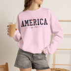 America Wildflower Crewneck Sweatshirt – Vintage Patriotic Floral Pullover Printify